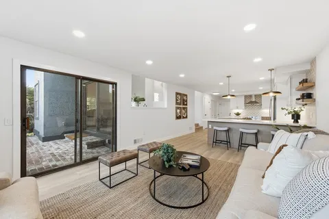 $1,950,000 | 370 Burning Tree Court, Half Moon Bay, CA 94019