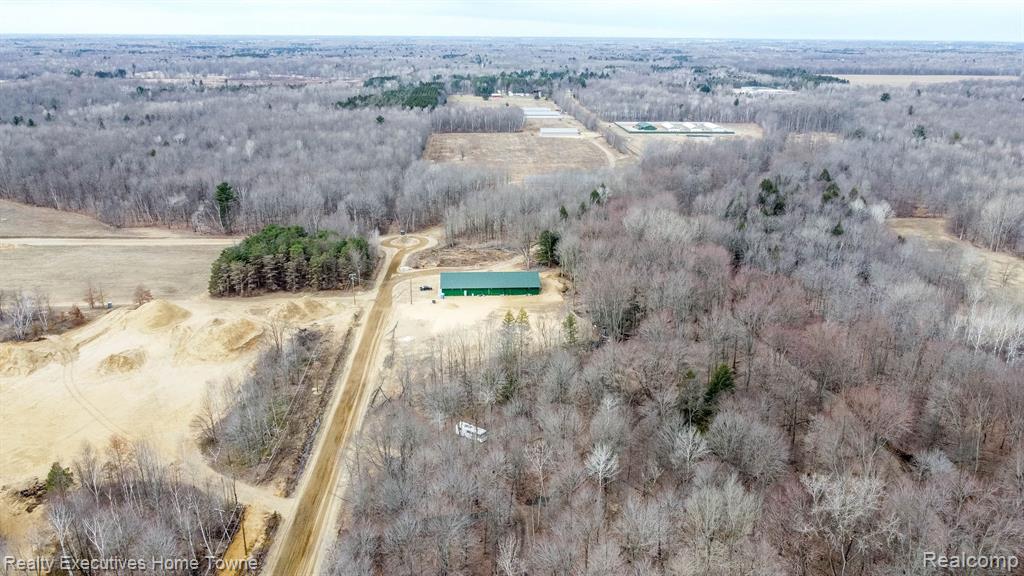 3606-smokey Rid Vassar Road Vassar, MI 48768 - Photo 1 of 18