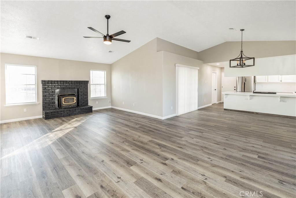 28702 Rancho Avenue Madera, CA 93638 - Photo 8 of 34