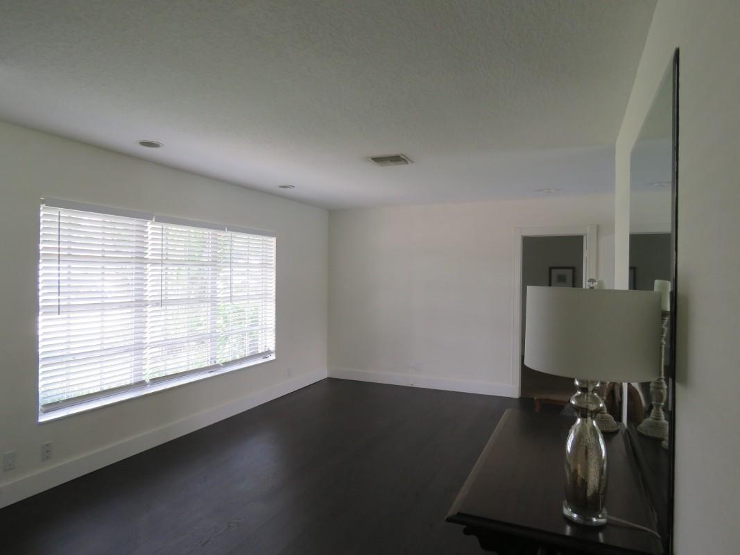 1390 Southwest 7th Street Boca Raton, FL 33486 - Photo 3 of 23 IMG_0806JPG