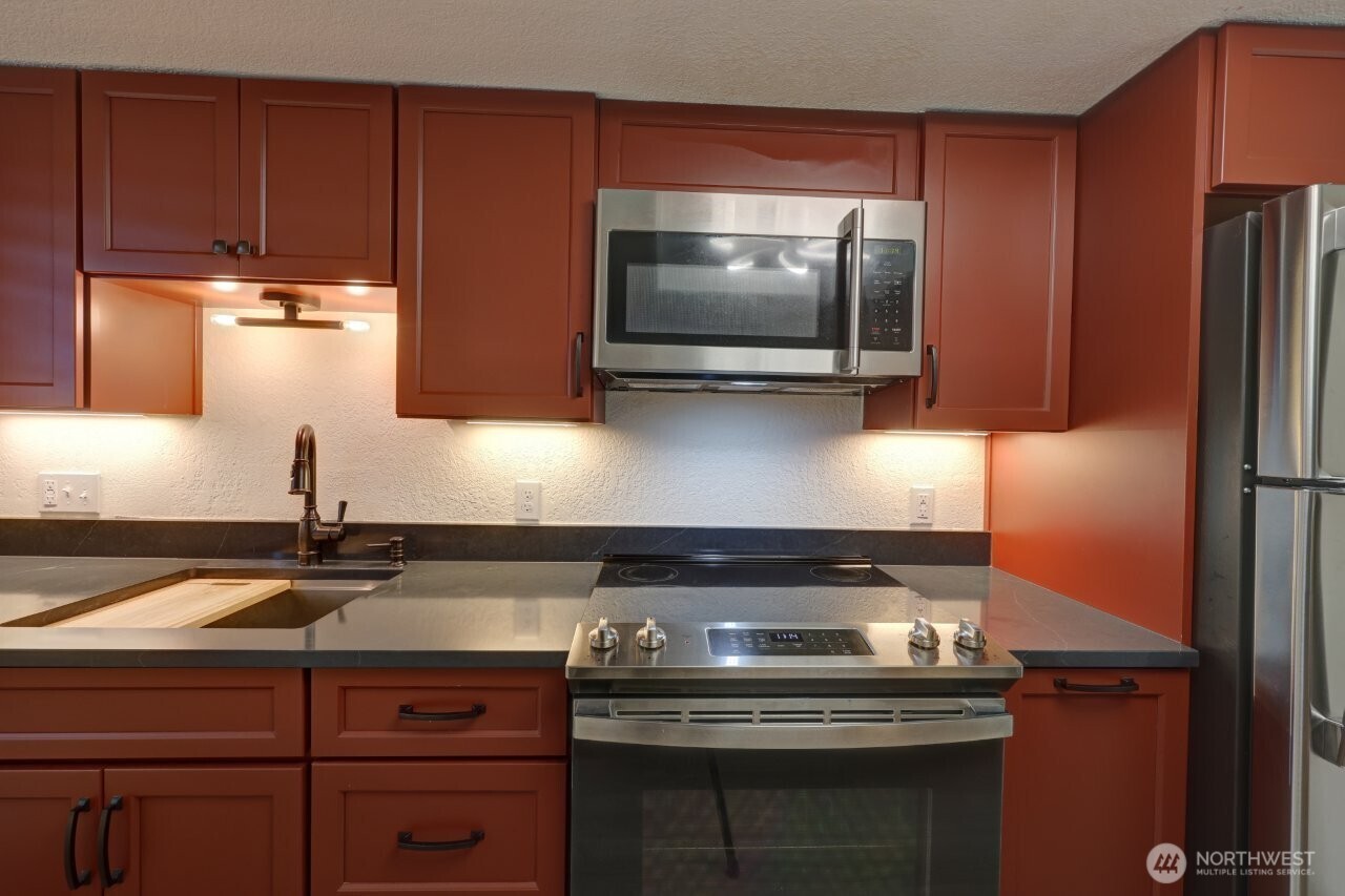 1420 48th Street, Unit B8 Long Beach, WA 98631 - Photo 9 of 27