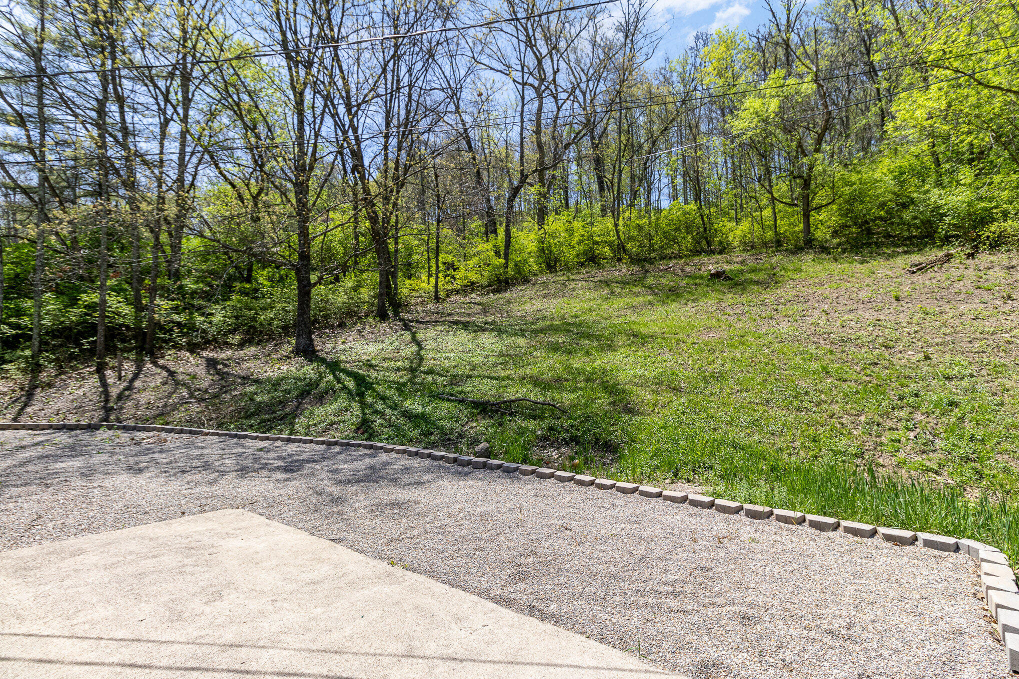2433 Holds Branch Road Fort Mitchell, KY 41017 - Photo 25 of 39 Gallery Image 25