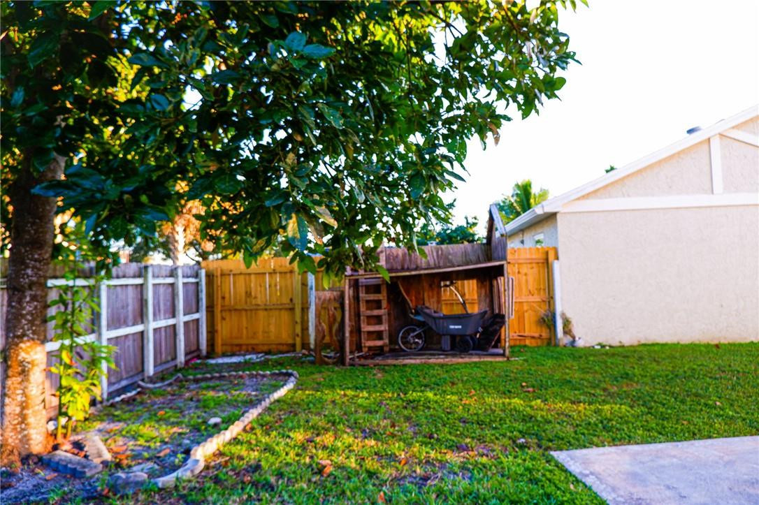 22888 Markham Way Boca Raton, FL 33428 - Photo 7 of 36 Photo 7