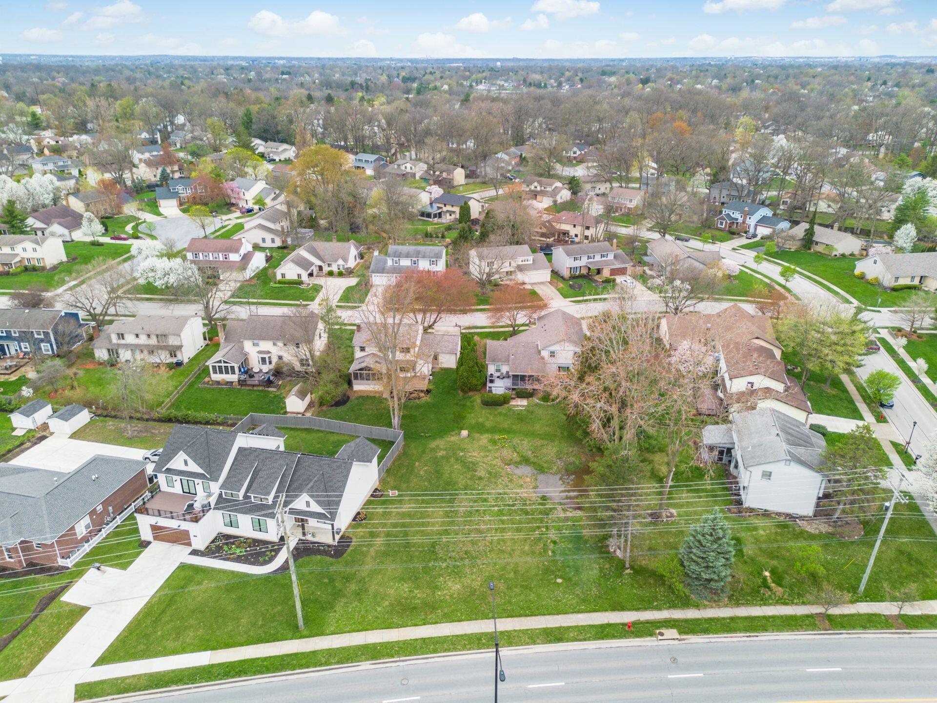 51 South Sunbury Road Westerville, OH 43081 - Photo 5 of 6 05_51 S Sunbury Rd
