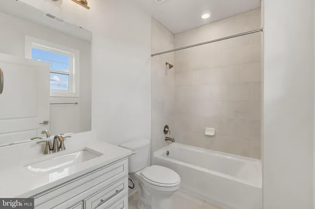 $1,599,990 | 16502 Rolling Knolls Lane, Upper Marlboro, MD 20774