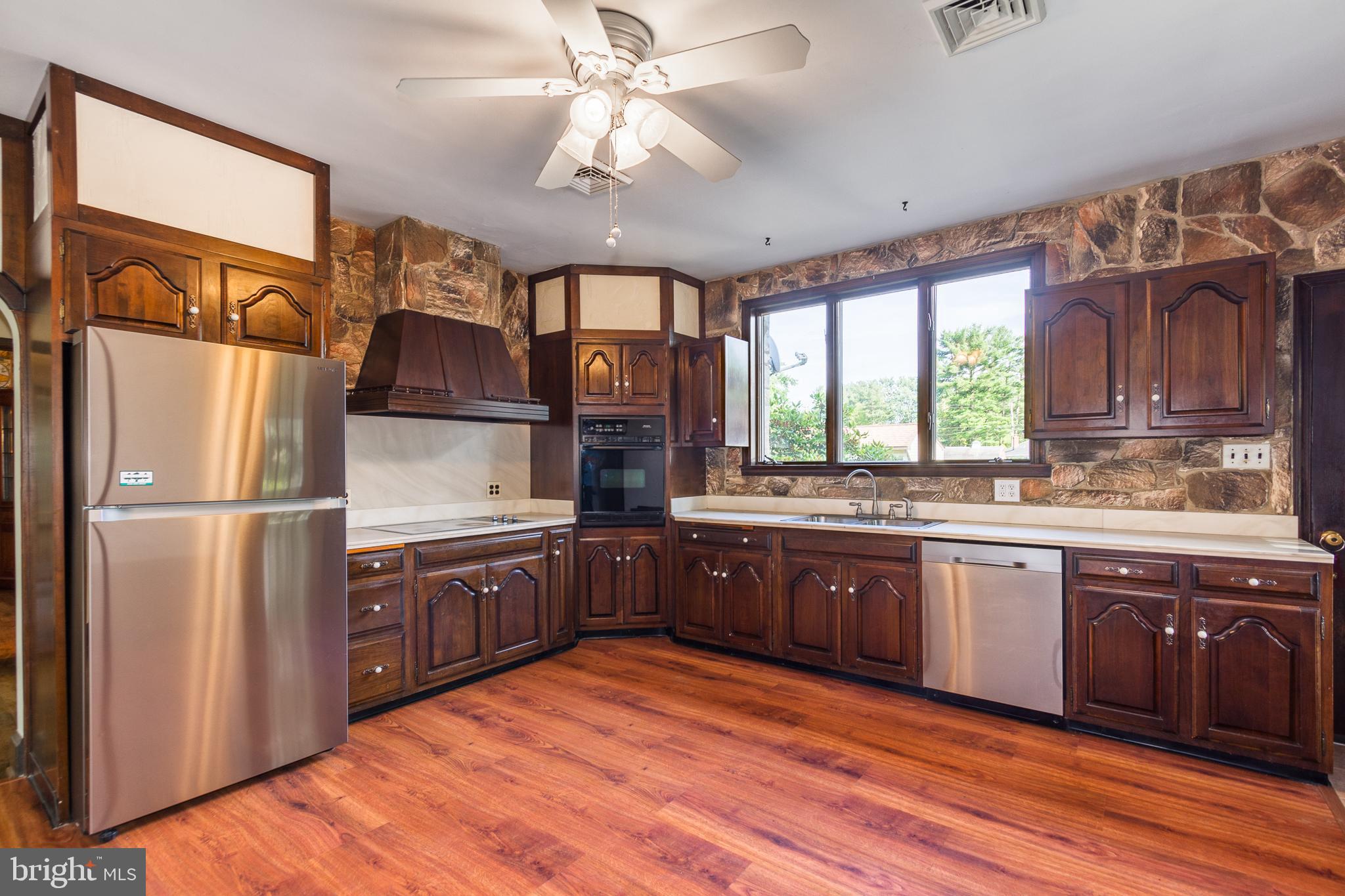 5301 Forge Road White Marsh, MD 21162 - Photo 6 of 52