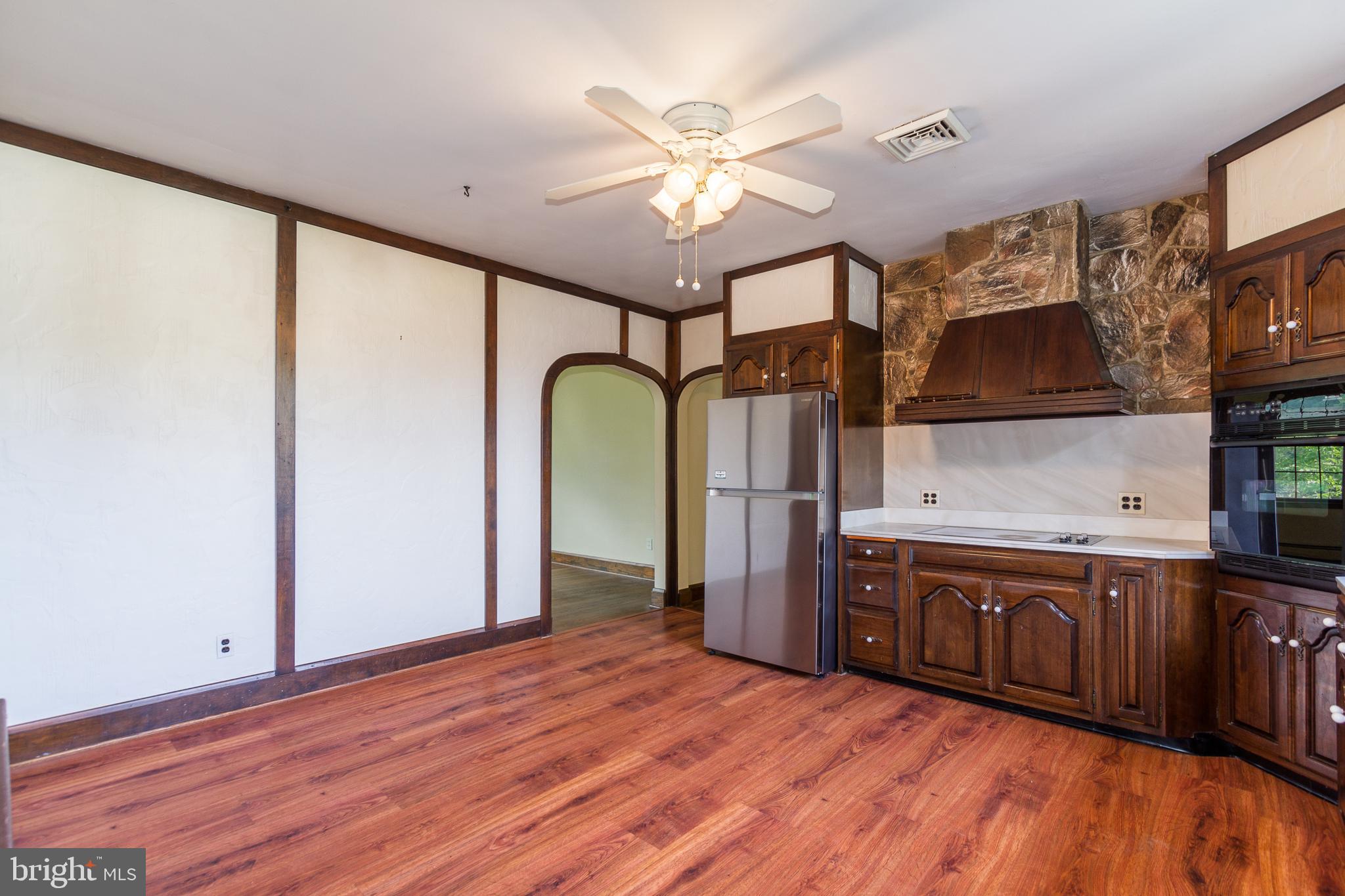 5301 Forge Road White Marsh, MD 21162 - Photo 7 of 52