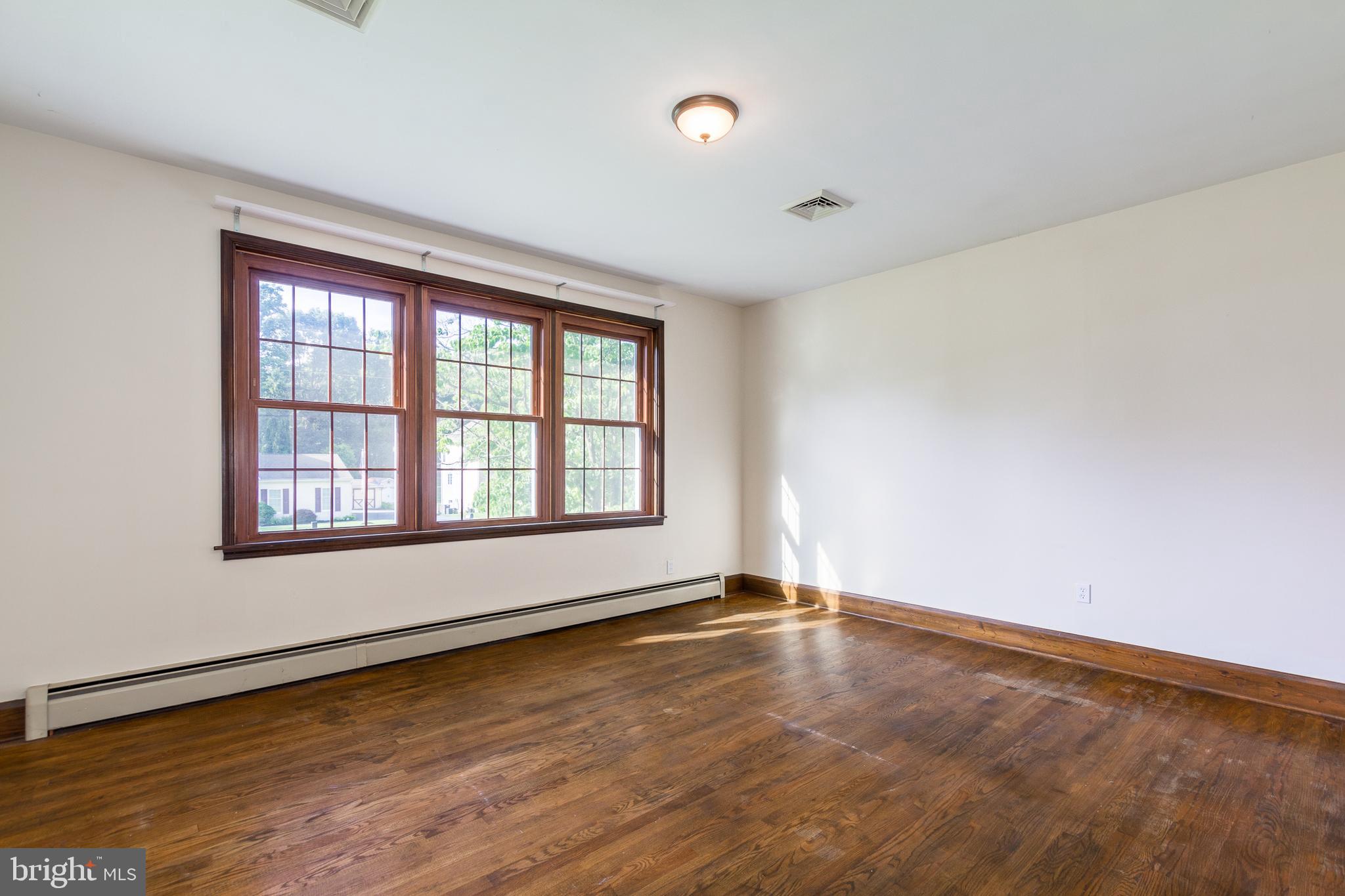 5301 Forge Road White Marsh, MD 21162 - Photo 10 of 52