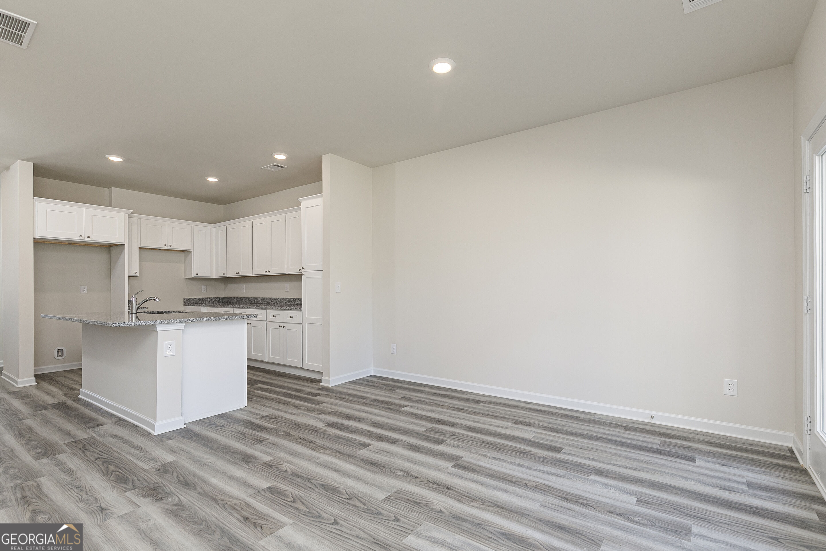 204 Rooker Drive LaGrange, GA 30241 - Photo 11 of 25 Gallery Image 11