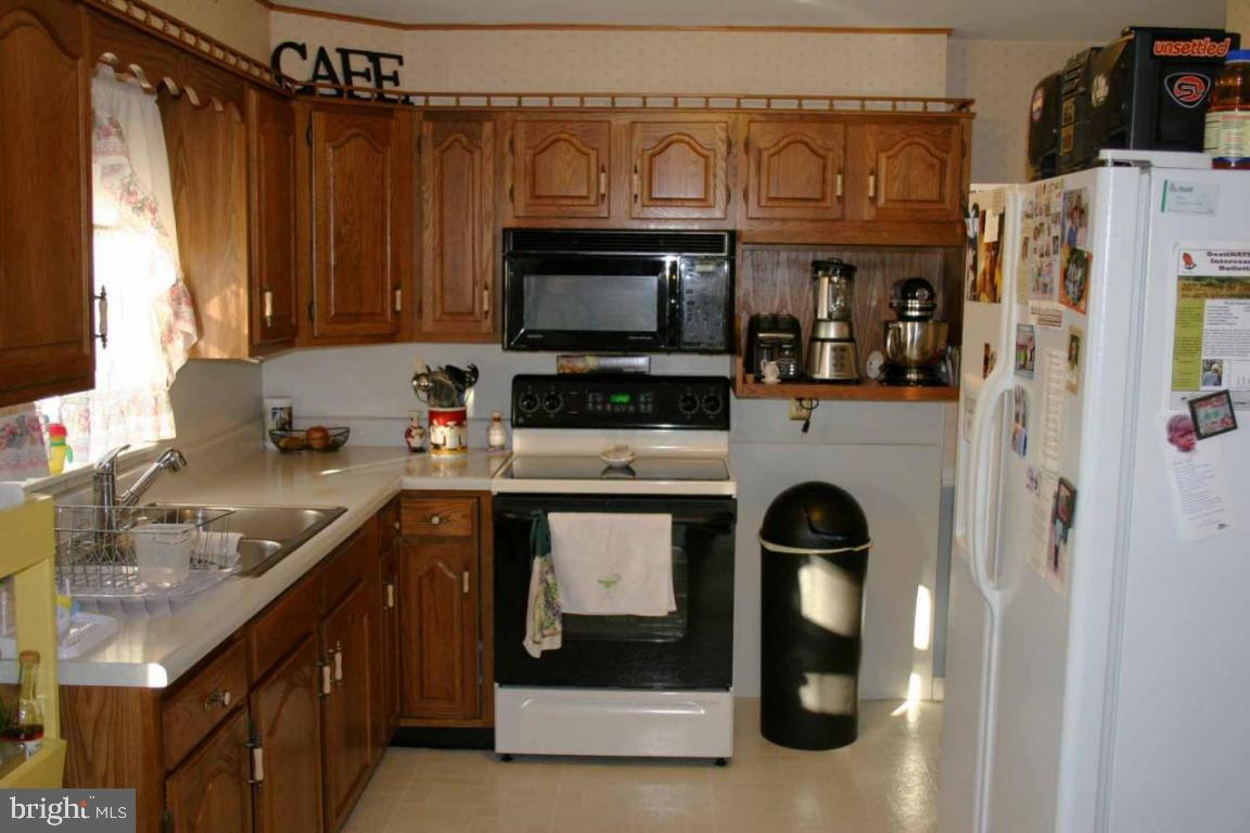 2190 Kramer Mill Road Stevens, PA 17578 - Photo 3 of 12 Gallery Image 3