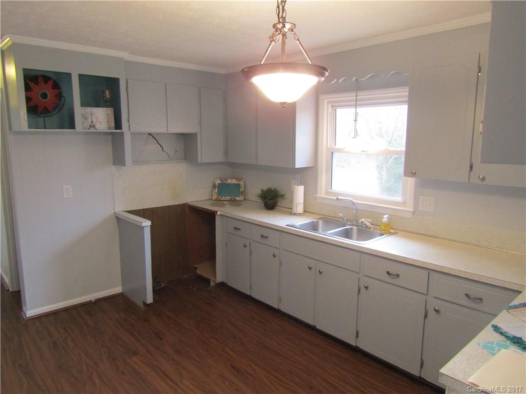 513 Bell Road, Unit 19 Kings Mountain, NC 28086 - Photo 3 of 10 Gallery Image 3
