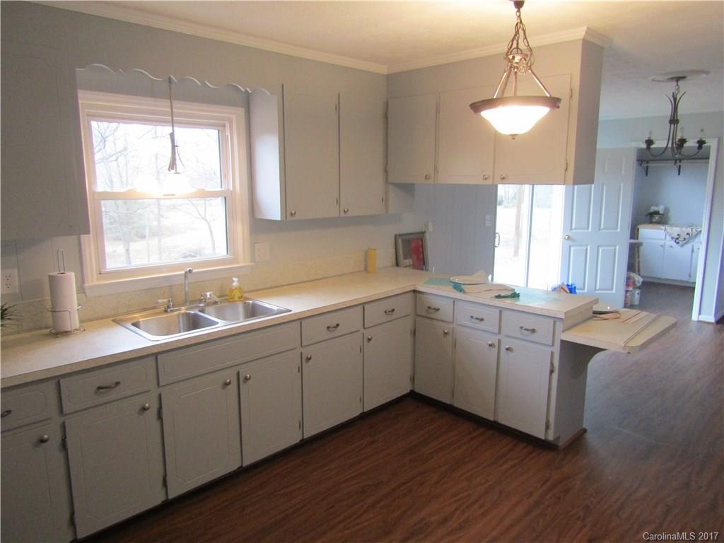 513 Bell Road, Unit 19 Kings Mountain, NC 28086 - Photo 4 of 10 Gallery Image 4