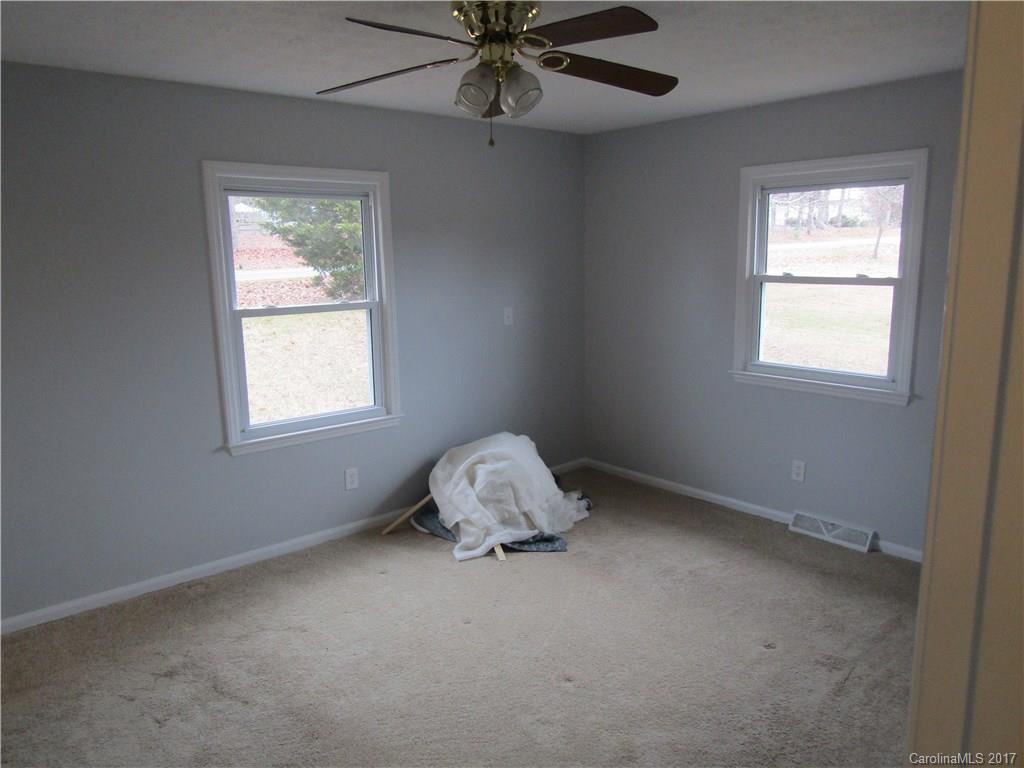 513 Bell Road, Unit 19 Kings Mountain, NC 28086 - Photo 6 of 10 Gallery Image 6