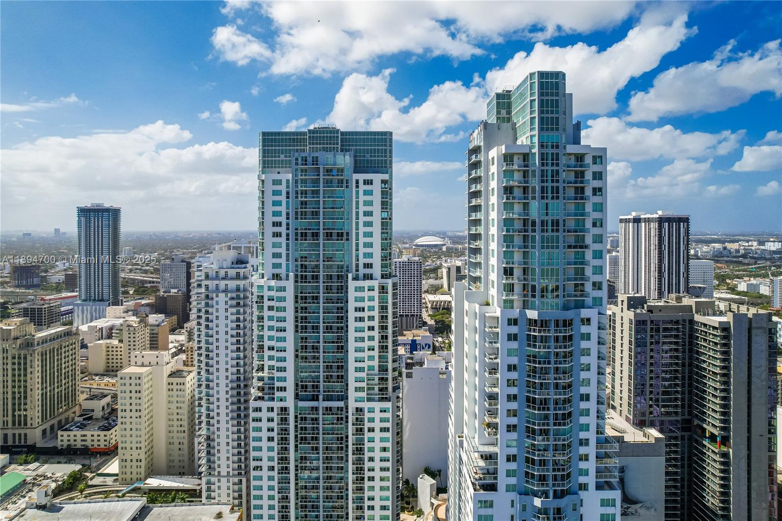 253 Northeast 2nd Street, Unit 3902 Miami, FL 33132 - Photo 46 of 47 a city view