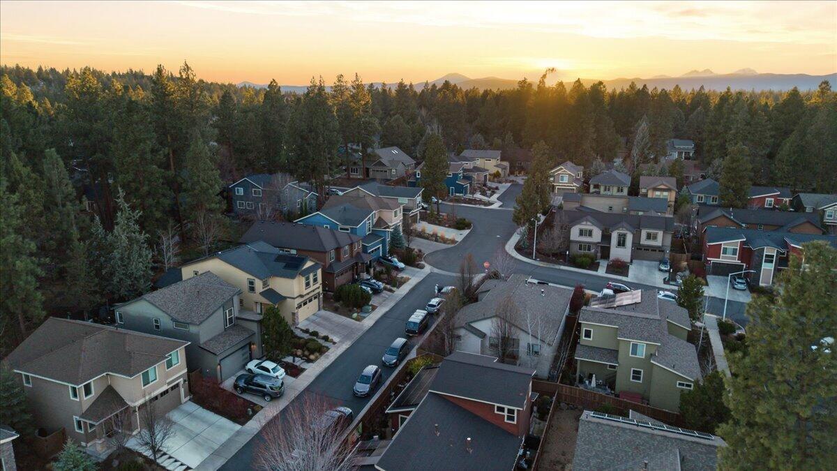 1713 Northwest Precision Lane Bend, OR 97703 - Photo 41 of 43