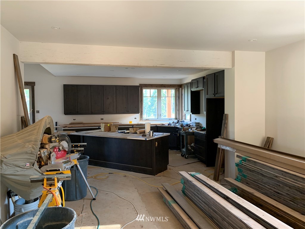 145 Maple Leaf Loop Cle Elum, WA 98922 - Photo 5 of 11 a living room with furniture and a flat screen tv