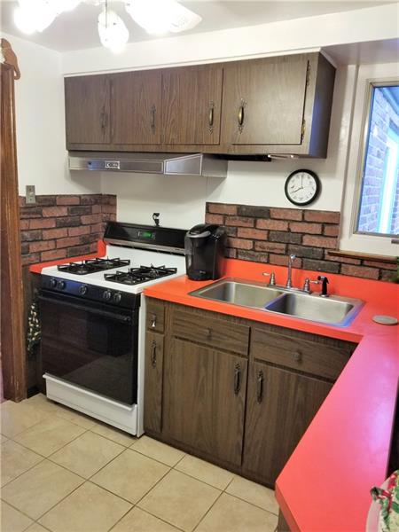 652 Highview Road Pittsburgh, PA 15234 - Photo 11 of 25