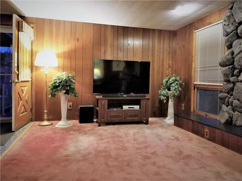 652 Highview Road Pittsburgh, PA 15234 - Photo 12 of 25