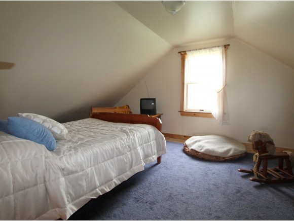 2204 Bunker Hill Road Hardwick, VT 05843 - Photo 17 of 21