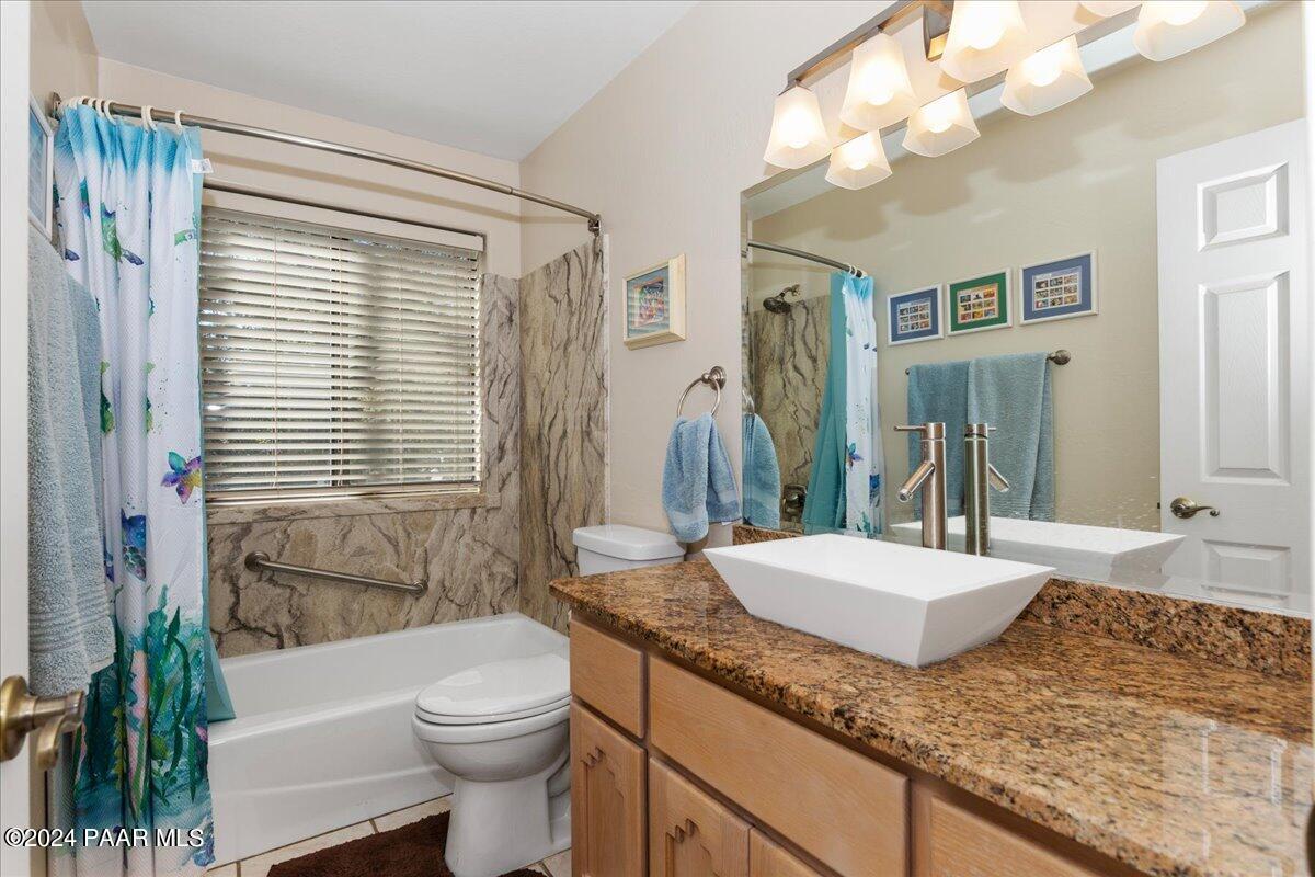 1291 Tanglewood Road Prescott, AZ 86303 - Photo 22 of 29 22-Guest Bathroom