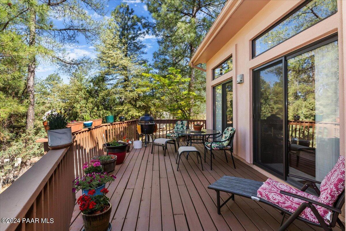1291 Tanglewood Road Prescott, AZ 86303 - Photo 4 of 29 04-Front Deck