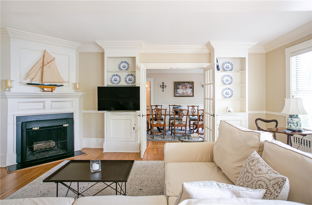 95 John Street Newport, RI 02840 - Photo 13 of 44