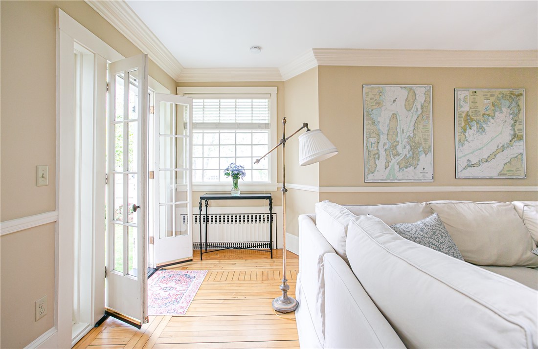 95 John Street Newport, RI 02840 - Photo 15 of 44