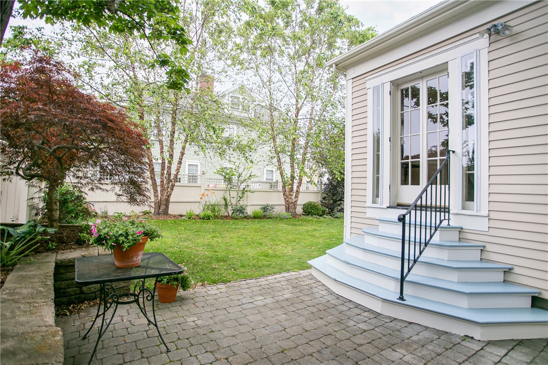 95 John Street Newport, RI 02840 - Photo 39 of 44