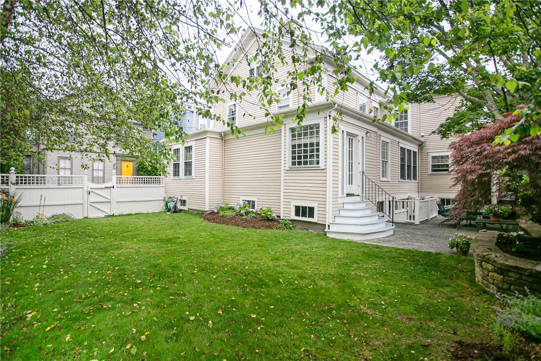 95 John Street Newport, RI 02840 - Photo 40 of 44
