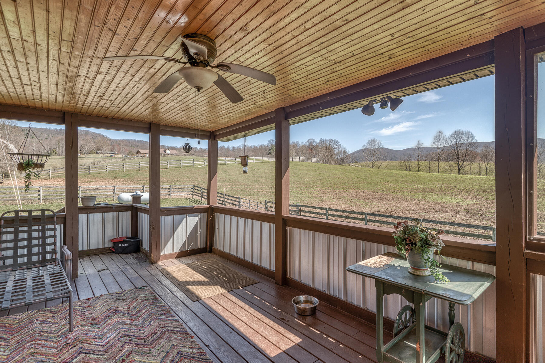 216 Cole Hollow Road Elizabethton, TN 37643 - Photo 35 of 70 Cole Hollow Rd 26