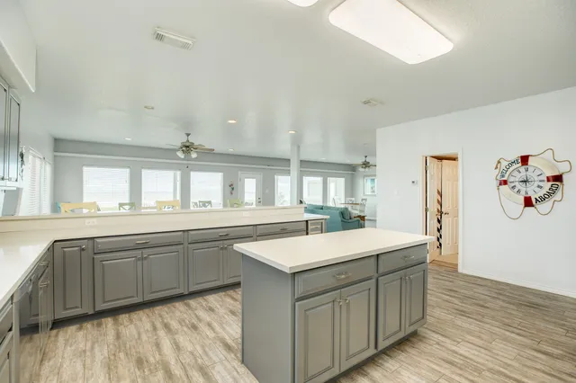 $995,000 | 2402 Bluewater Highway, Surfside Beach, TX 77541