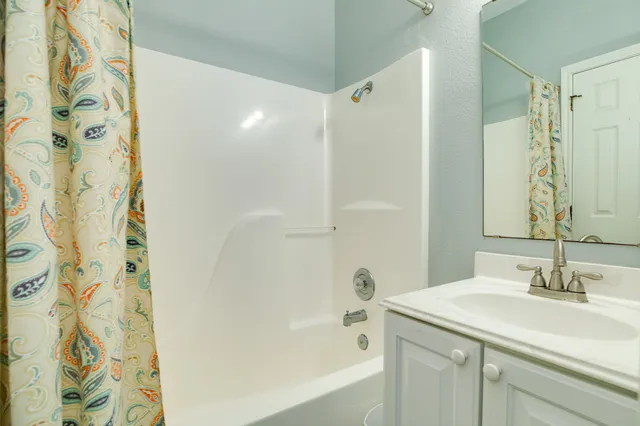 $995,000 | 2402 Bluewater Highway, Surfside Beach, TX 77541