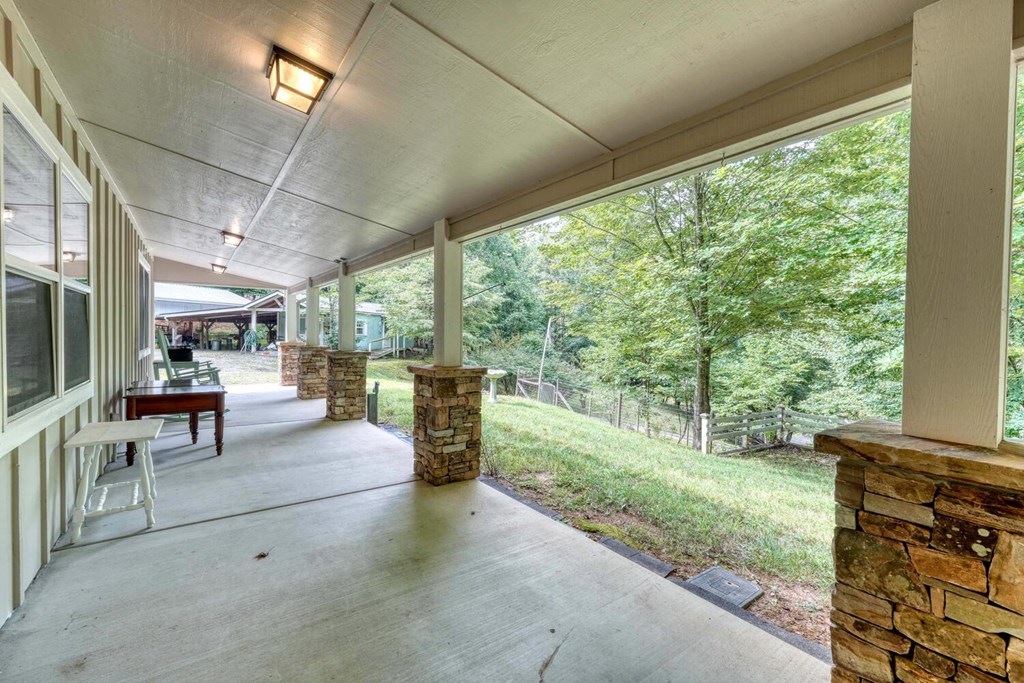 3984 Hickory Nut Road Hiawassee, GA 30546 - Photo 34 of 43 Gallery Image 34
