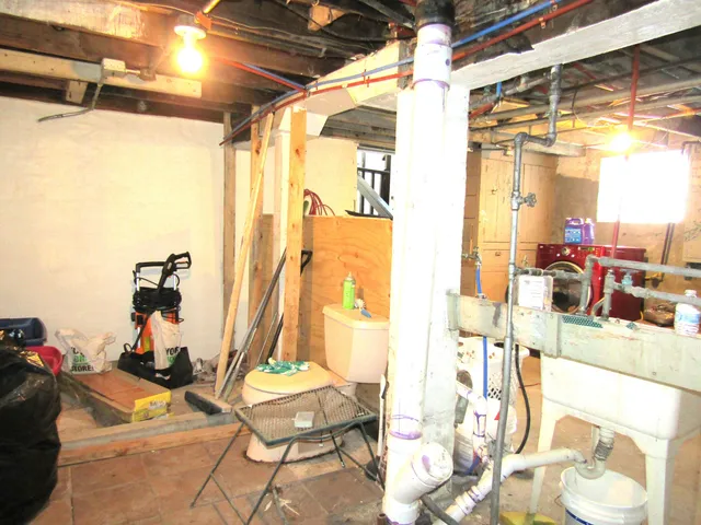 $220,000 | 2119 South 14th Street, Milwaukee, WI 53215