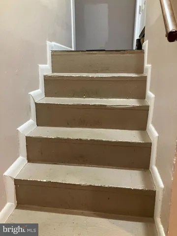 $699,999 | 2012 Henry Road, Rockville, MD 20851