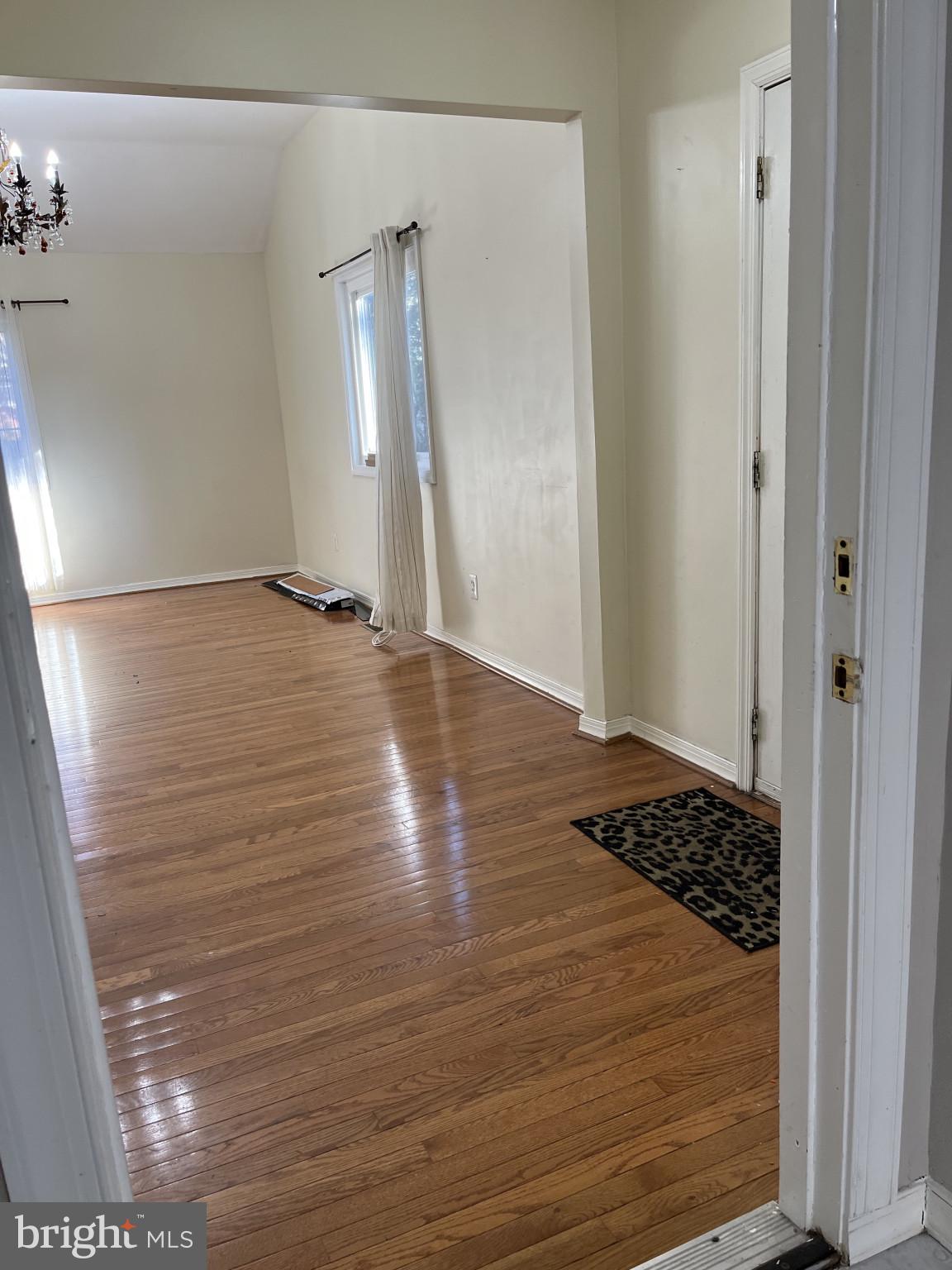 2012 Henry Road Rockville, MD 20851 - Photo 8 of 51 Gallery Image 8