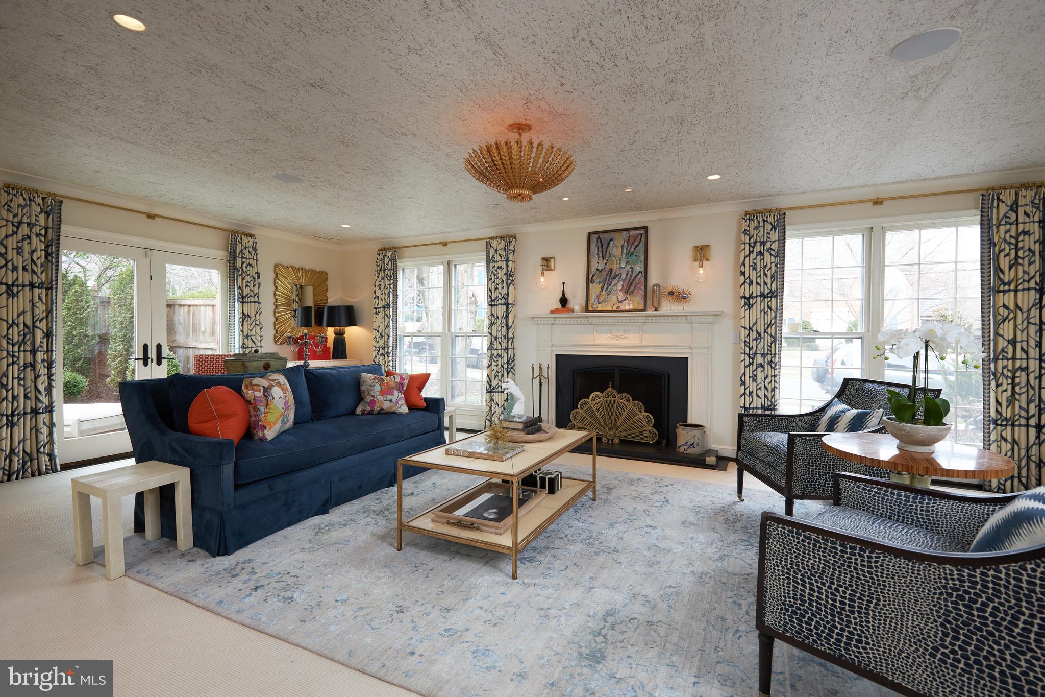 3626 Brandywine Street Northwest Washington, DC 20008 - Photo 9 of 61 Living Room