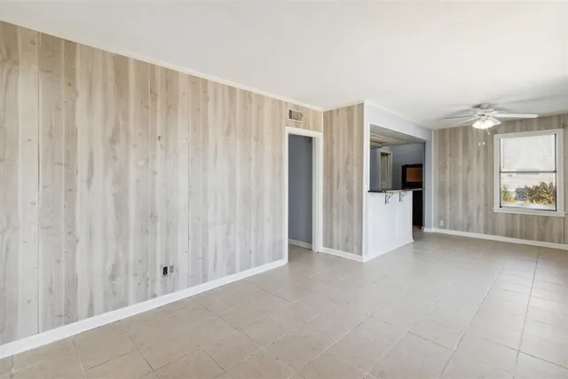 $3,000 | 2337 South Fletcher Avenue, Fernandina Beach, FL 32034