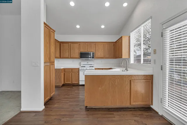 $449,000 | 686 Anderson Way, Rio Vista, CA 94571