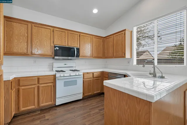 $449,000 | 686 Anderson Way, Rio Vista, CA 94571