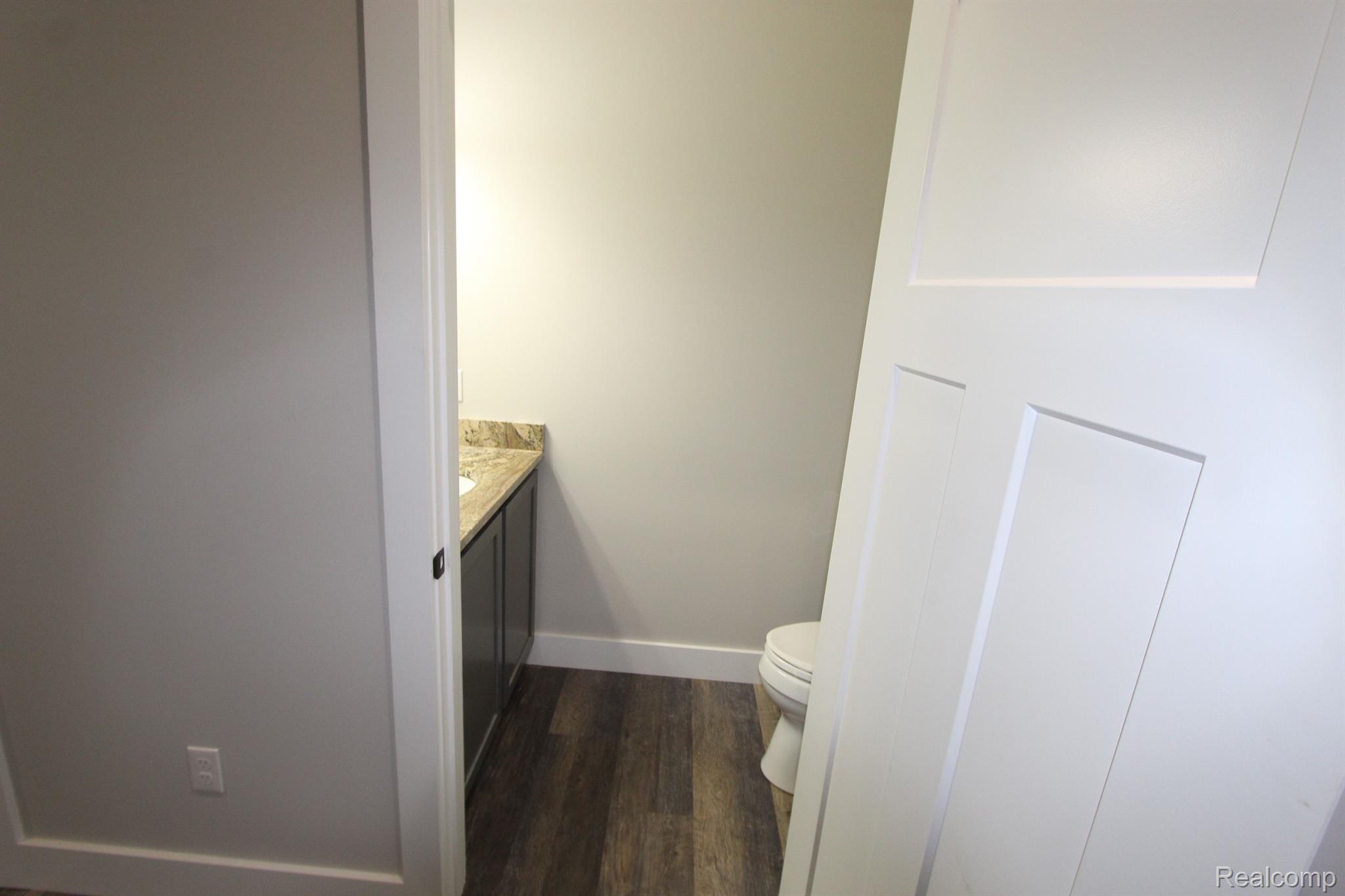 2975 East Coon Lake Road Howell, MI 48843 - Photo 18 of 175 1/2 BATH