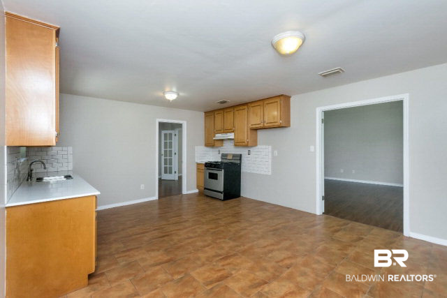 9350 Hodge Nursery Road Irvington, AL 36544 - Photo 7 of 25