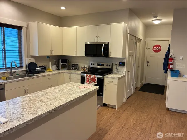 $899,996 | Undisclosed Address, Lynden, WA 98264