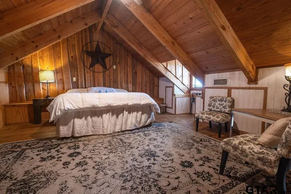 a view of a backyard of a house