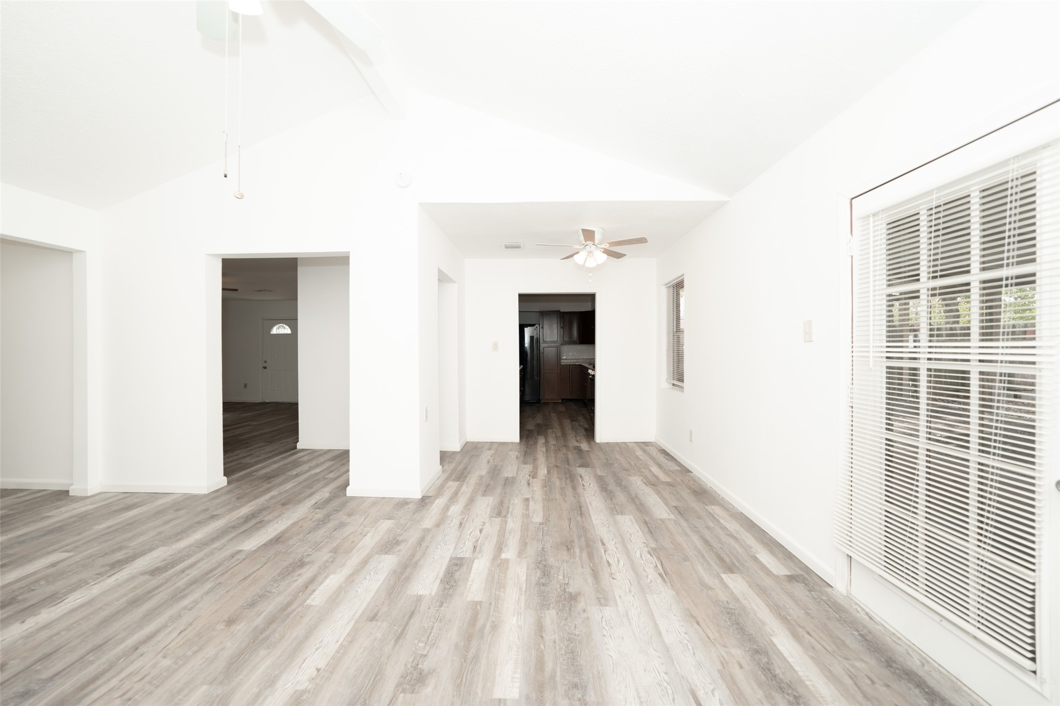 11614 Sandrock Drive Houston, TX 77048 - Photo 6 of 27