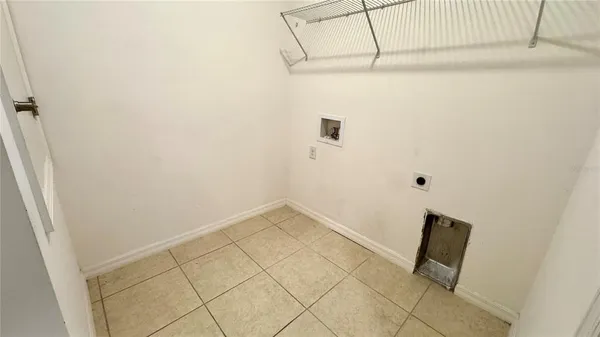$2,200 | 24656 Northwest 7th Lane, Newberry, FL 32669