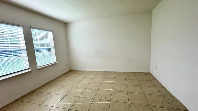 $2,400 | 24656 Northwest 7th Lane, Newberry, FL 32669