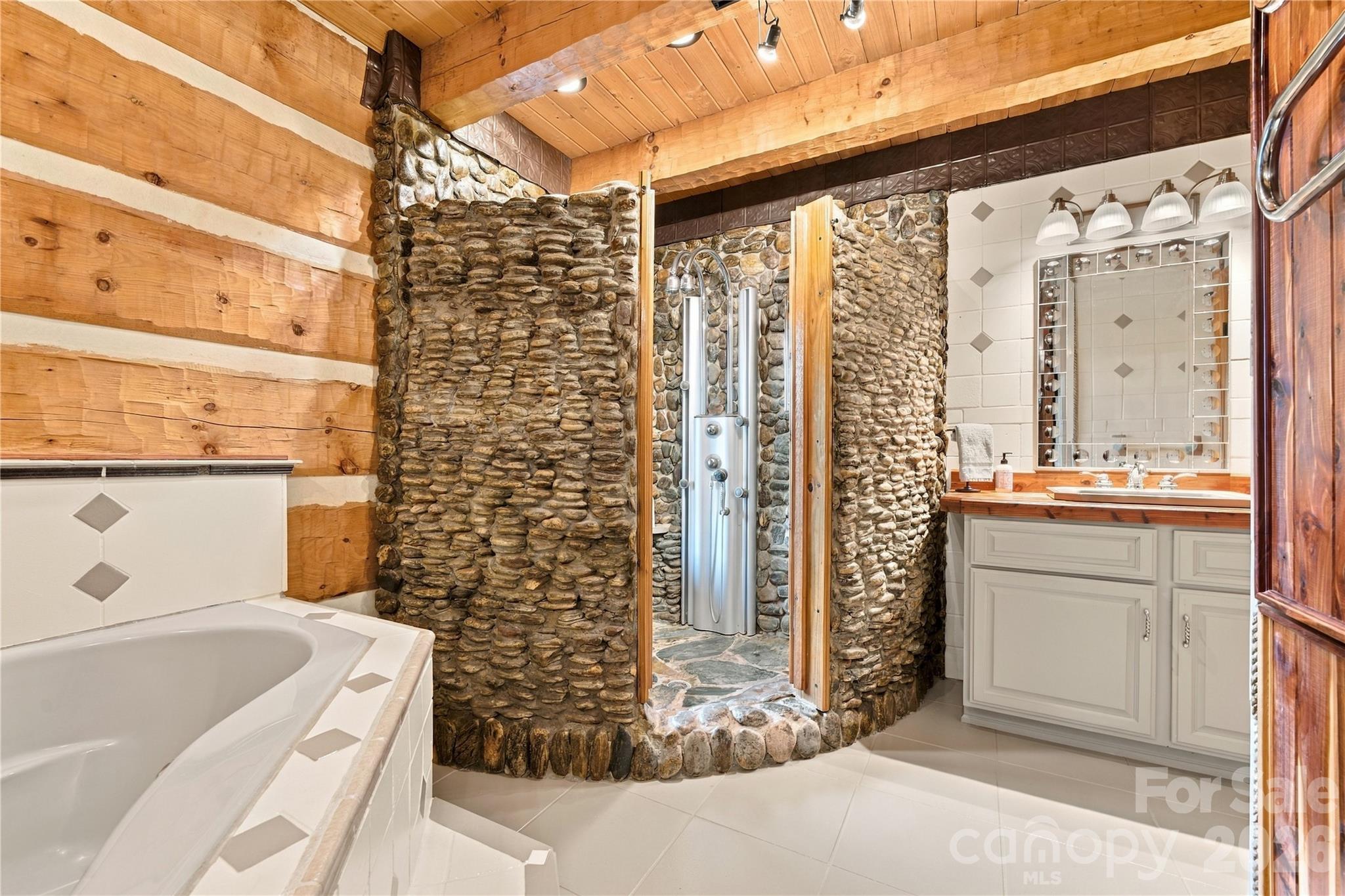 237 Murdock Road Bakersville, NC 28705 - Photo 16 of 35 Gallery Image 16