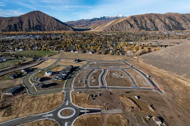 $375,000 | 1530 Fox Acres Road, Hailey, ID 83333