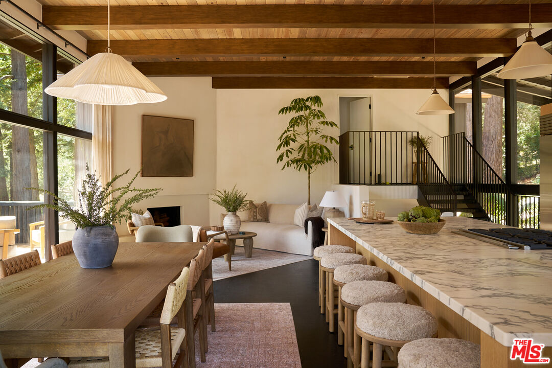 921 El Rancho Road Santa Barbara, CA 93108 - Photo 7 of 33